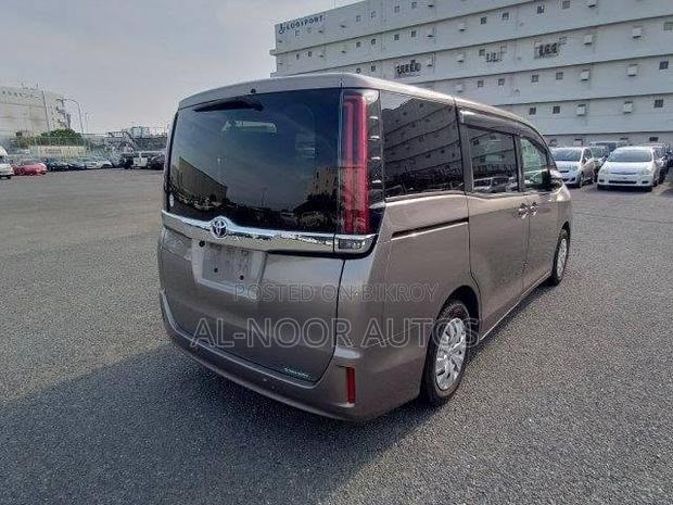 Toyota Noah 2021 Brown