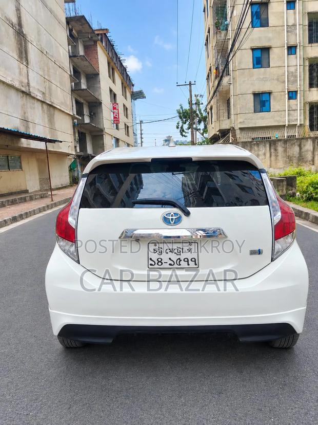 Toyota Aqua 2016 White