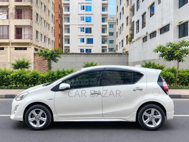 Toyota Aqua 2016 White
