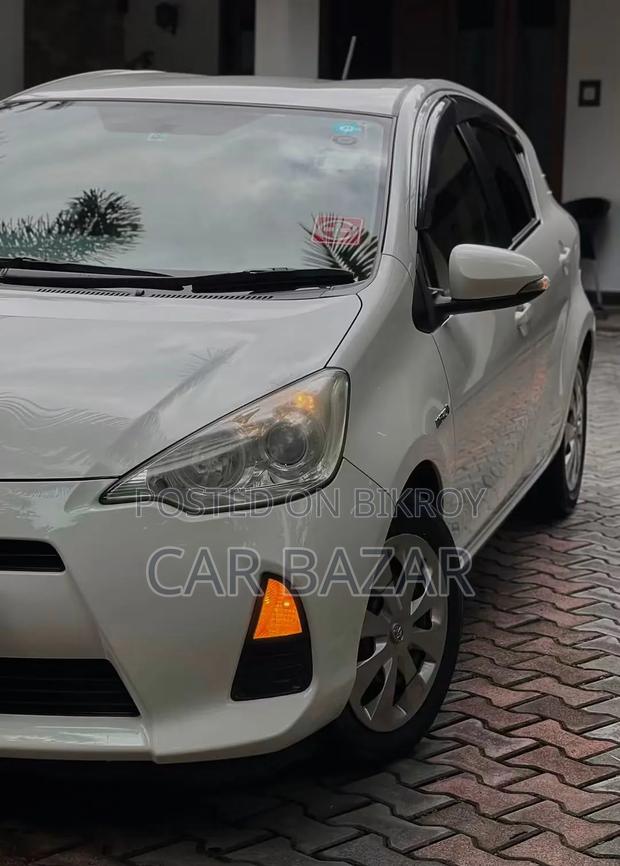 Toyota Aqua 2013 White