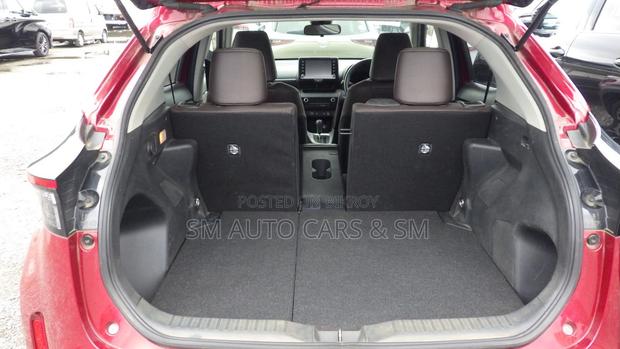 Toyota Yaris Cross 1.5 Hybrid FWD 2021 Red