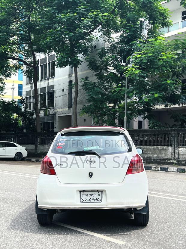 Toyota Vitz 2005 Pearl