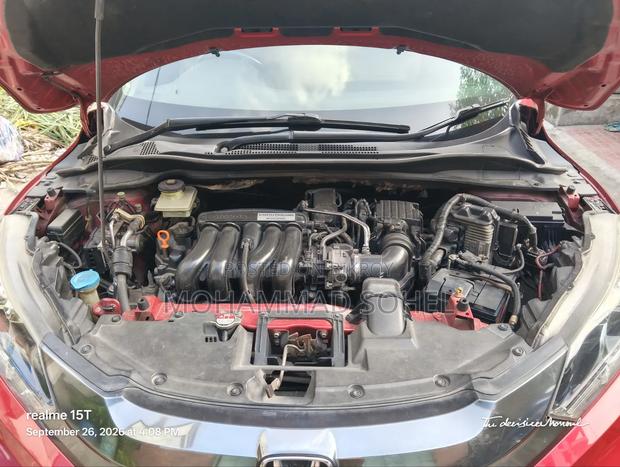 Honda Vezel 1.5 2WD 2015 Red