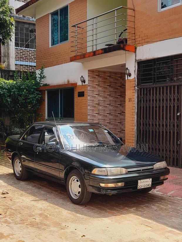 Toyota Carina 1.5 FWD Sedan 1992 Blue