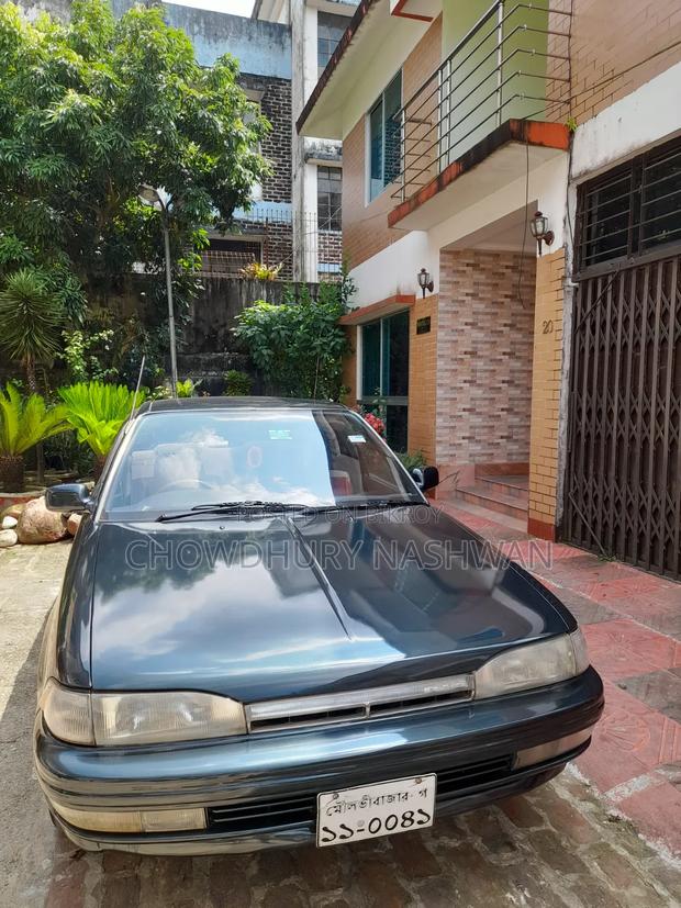 Toyota Carina 1.5 FWD Sedan 1992 Blue