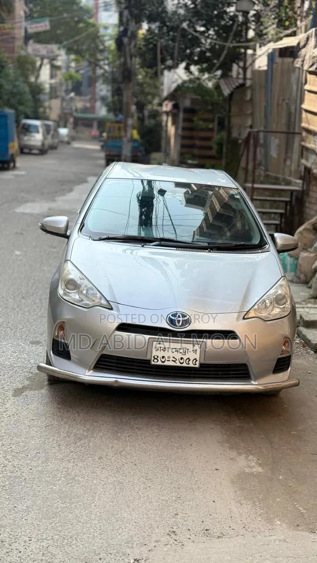 Toyota Aqua 2014 Silver