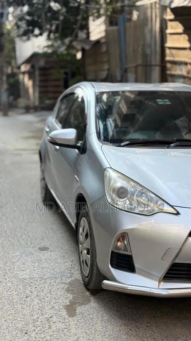 Toyota Aqua 2014 Silver