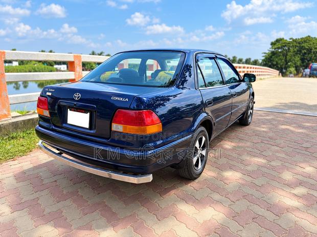 Toyota Corolla 1.3 Sedan 1996 Blue