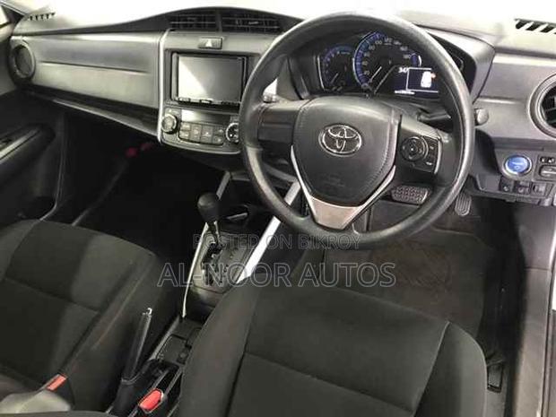 Toyota Corolla Fielder 1.5 Hybrid FWD 2021 Silver