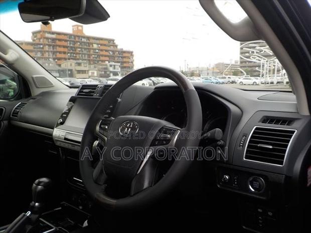 Toyota Land Cruiser Prado 2.7 2021 Blue