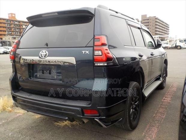Toyota Land Cruiser Prado 2.7 2021 Blue