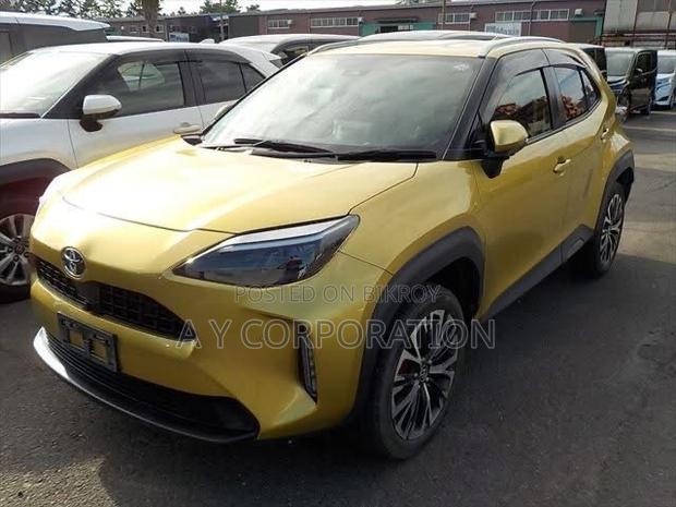 Toyota Yaris Cross 2020 Gold