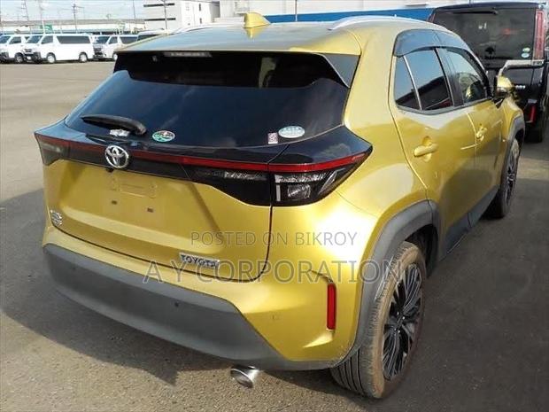 Toyota Yaris Cross 2020 Gold