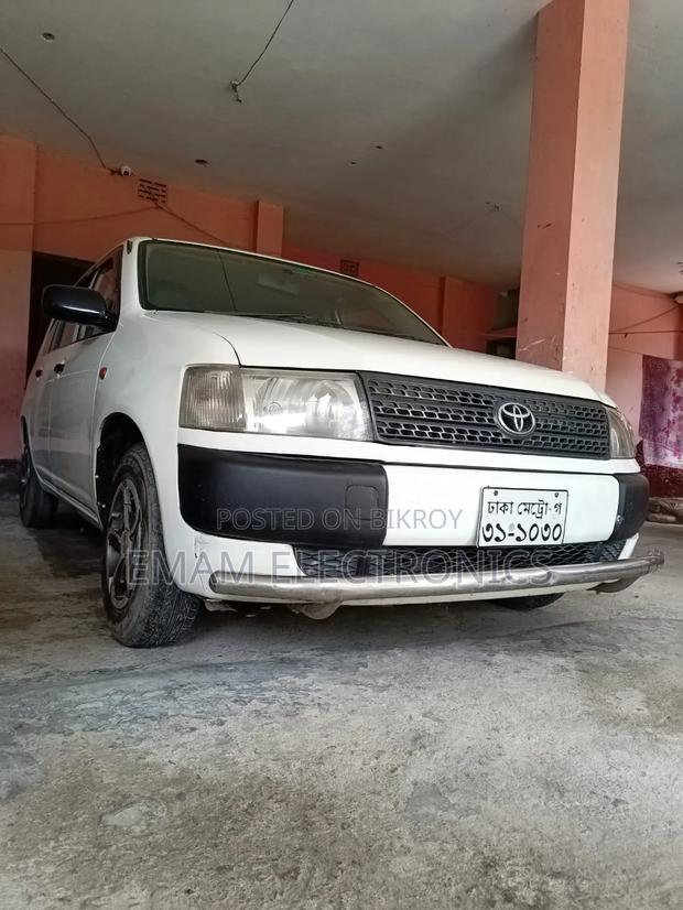 Toyota Probox 2005 White
