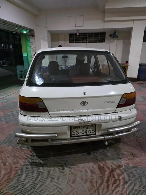 Toyota Starlet 1989 White