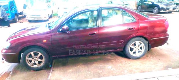 Nissan Sunny 2006 Maroon