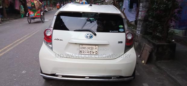 Toyota Aqua 2013 Pearl