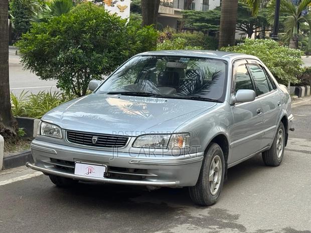 Toyota Corolla X 1.3 2000 Silver