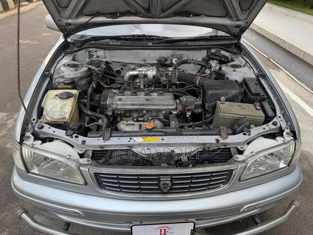 Toyota Corolla X 1.3 2000 Silver