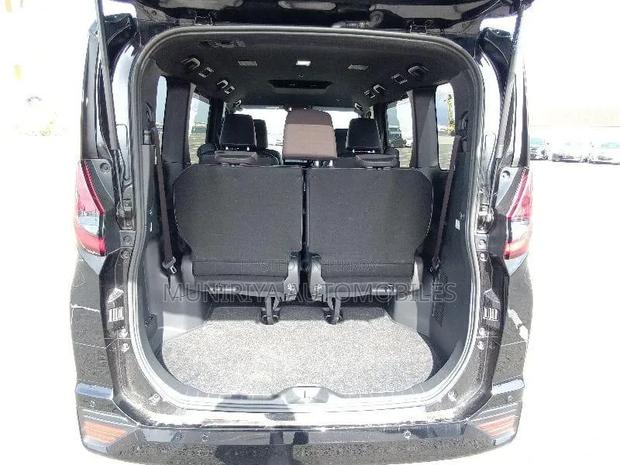 Toyota Noah 2022 Black