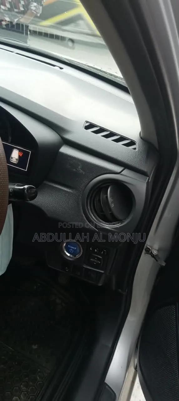 New Toyota Axio 1.5 Hybrid 2WD 2020 Silver
