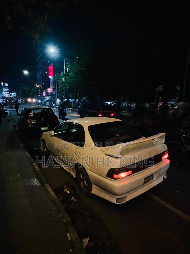 Toyota Corolla 1993 White