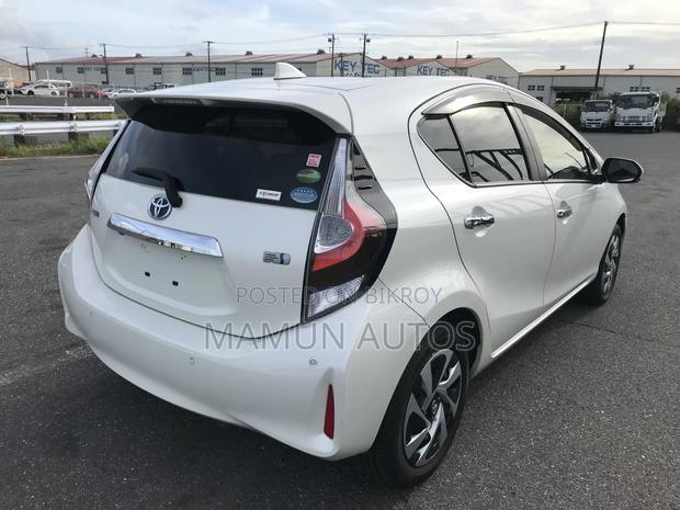 Toyota Aqua 2021 Pearl