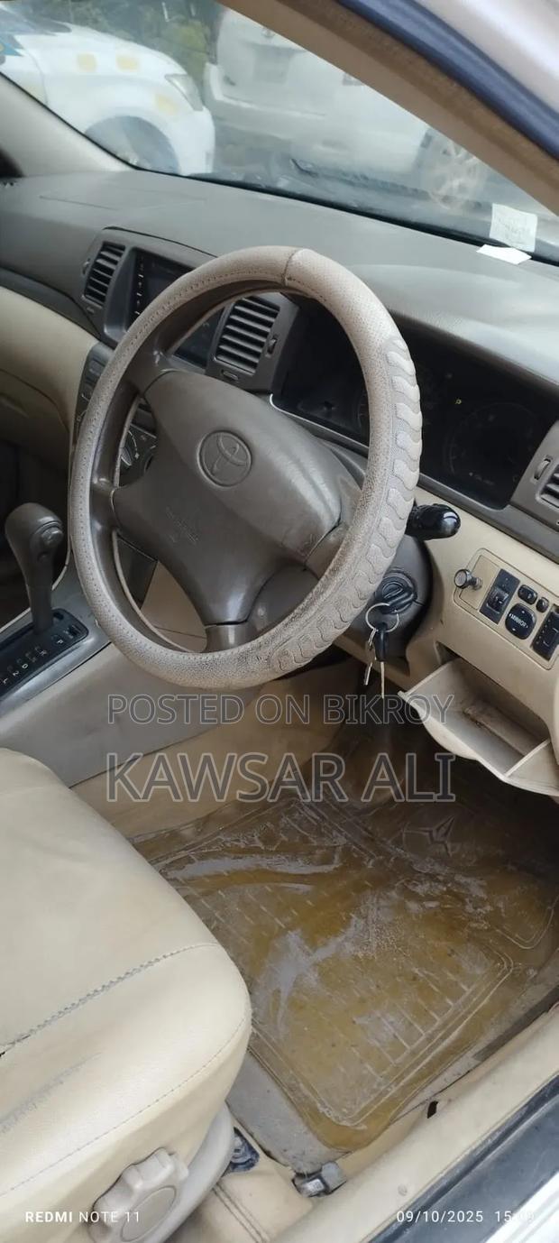 Toyota Corolla 2005 White