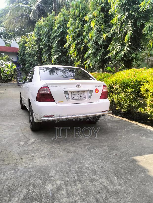 Toyota Corolla 2004 White