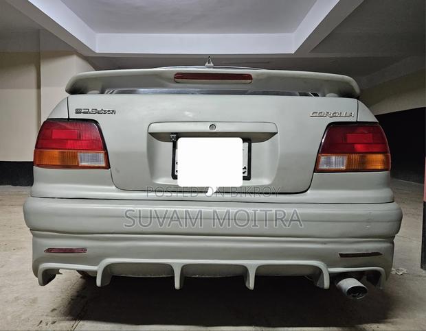 Toyota Corolla Sedan Automatic 1996 Silver