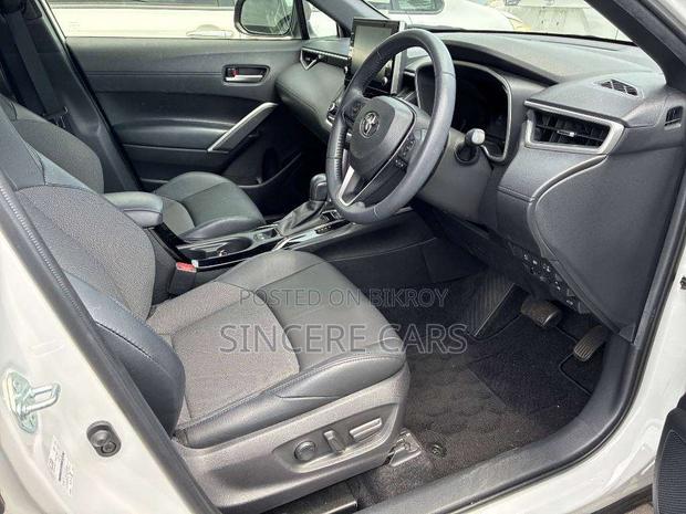 Toyota Corolla Cross 2021 Pearl