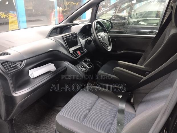 Toyota Noah 1.8 FWD Hybrid (7 seater) 2021 Black