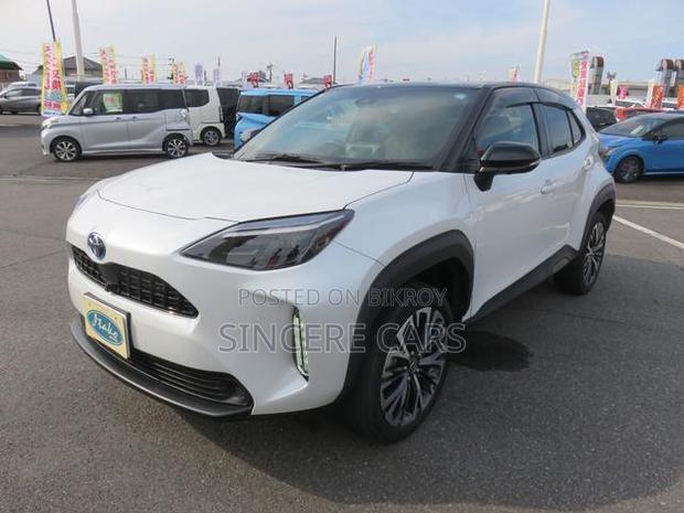 Toyota Yaris Cross 2021 Pearl