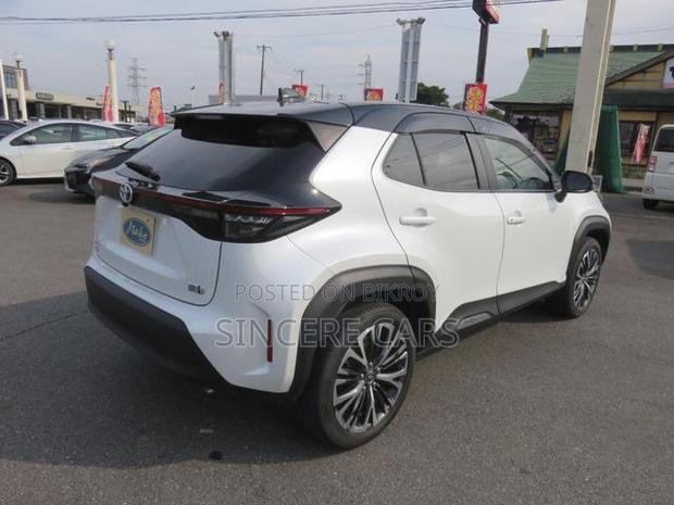 Toyota Yaris Cross 2021 Pearl