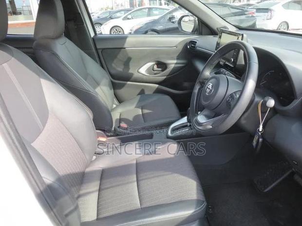 Toyota Yaris Cross 2021 Pearl