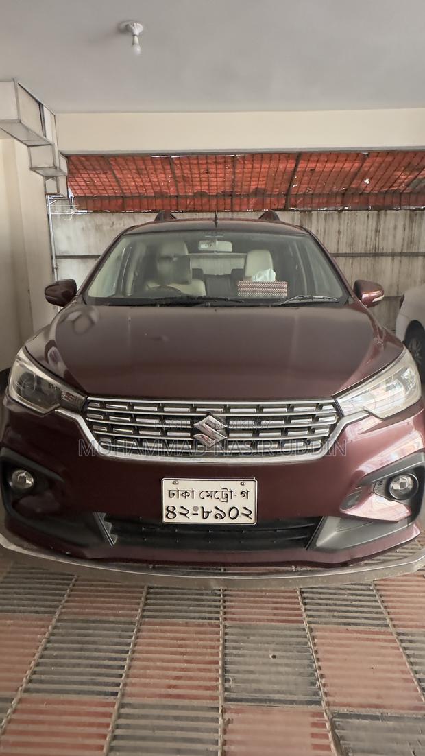 Suzuki Ertiga 2019 Red