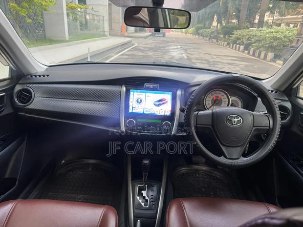 Toyota Corolla Fielder 1.5 Petrol AWD 2014 Pearl