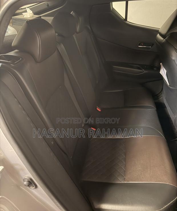Toyota C-HR 2017 Gray