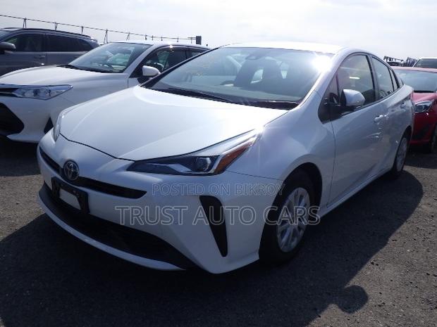 Toyota Prius 2021 Pearl