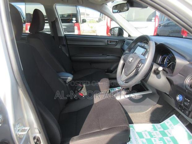 Toyota Corolla Fielder 1.5 Hybrid FWD 2021 Silver