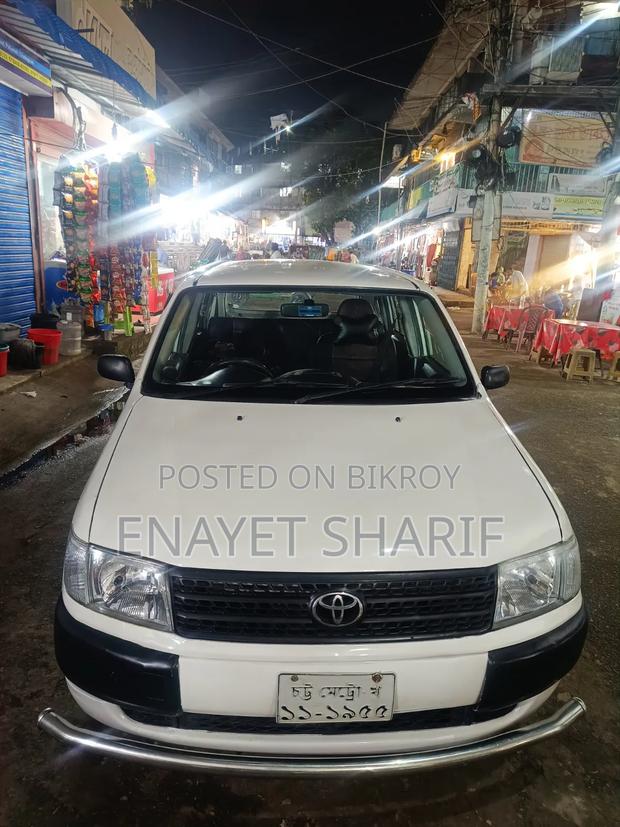 Toyota Probox 2004 White