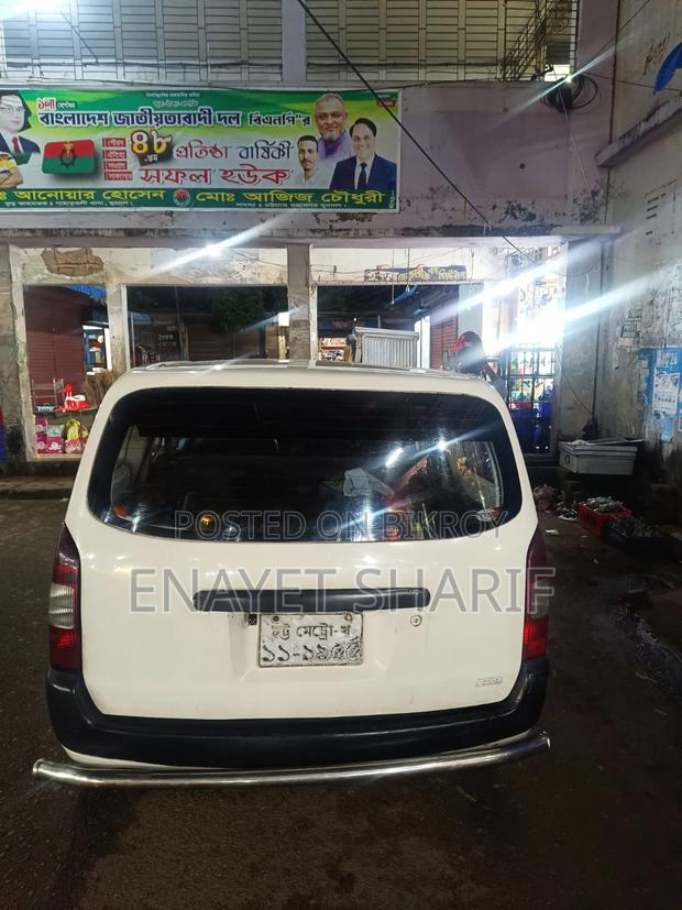 Toyota Probox 2004 White