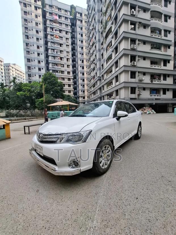 Toyota Axio 2013 Pearl