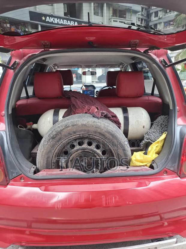 Toyota IST 2005 Red