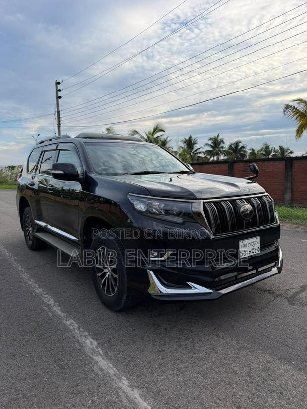 Toyota Land Cruiser Prado 2015 Black