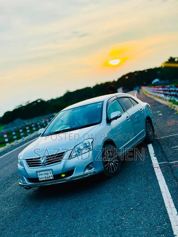 Toyota Premio 2010 White