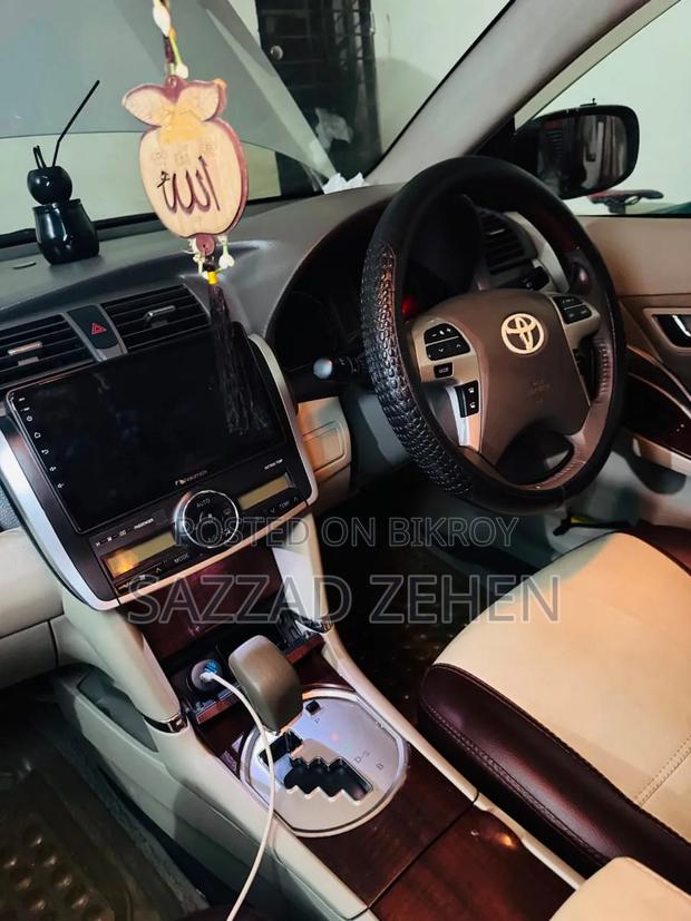 Toyota Premio 2010 White