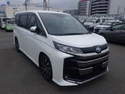Toyota Noah 2023 Pearl for sale