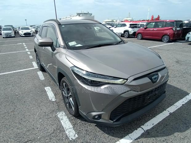 Toyota Corolla Cross 1.8 Hybrid AWD 2021 Beige