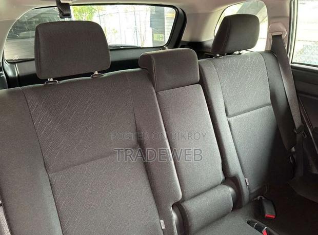 Toyota Corolla Fielder 2021 Silver